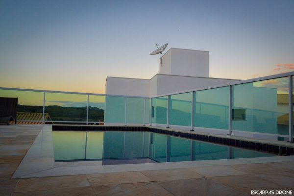Ref:. 0026 – CASA EM ESCARPAS DO LAGO com 6 suítes com ar condicionado - Image 30