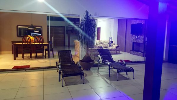 Ref:. 0021 – Casa Super em Luxo Escarpas do Lago com 5 suítes, piscina, sauna e churrasqueira - Image 8