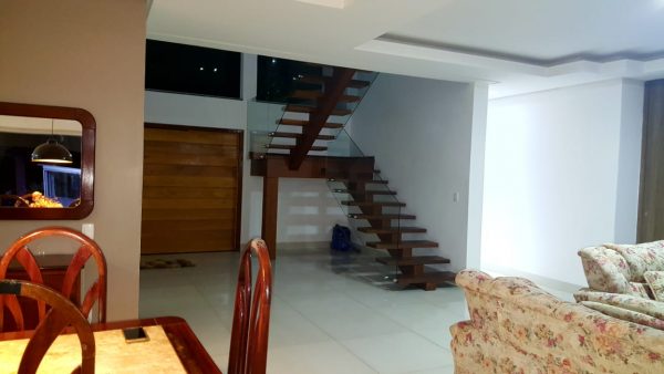 Ref:. 0021 – Casa Super em Luxo Escarpas do Lago com 5 suítes, piscina, sauna e churrasqueira - Image 10