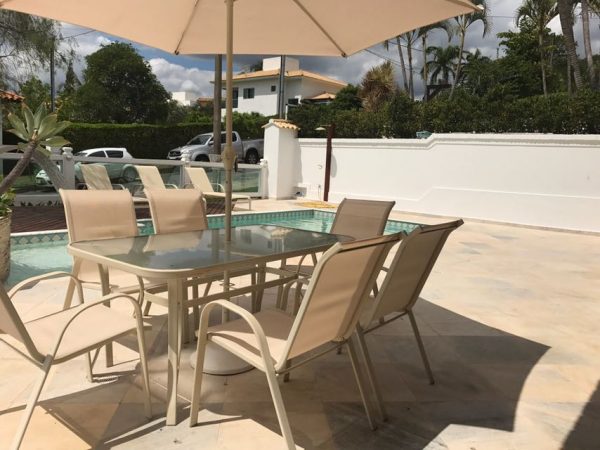 Ref:. 0017 – Casa em Escarpas do Lago com área de lazer, piscina, churrasqueira e quatro suítes + 1 quarto - Image 4