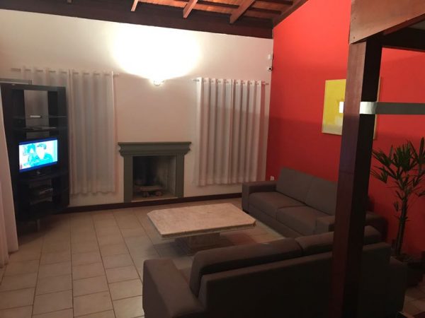Ref:. 0017 – Casa em Escarpas do Lago com área de lazer, piscina, churrasqueira e quatro suítes + 1 quarto - Image 8