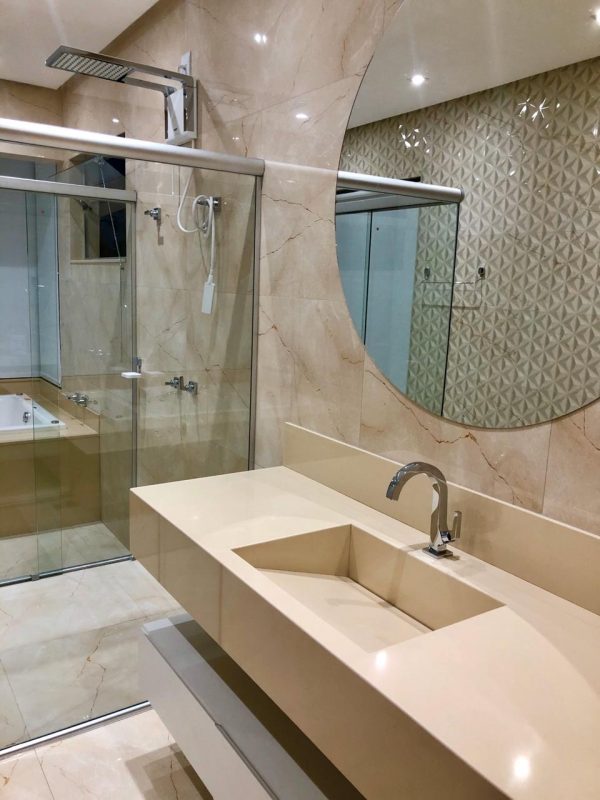Ref:. 0008 – Casa recém construída em Escarpas do Lago – 7 suítes, piscina e saúna. - Image 11