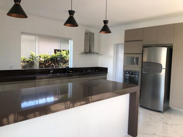 Ref:. 0008 – Casa recém construída em Escarpas do Lago – 7 suítes, piscina e saúna. - Image 5