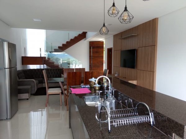 Ref:. 0011 –  Casa Super em Luxo Escarpas do Lago com 5 suítes, piscina, sauna e churrasqueira - Image 21