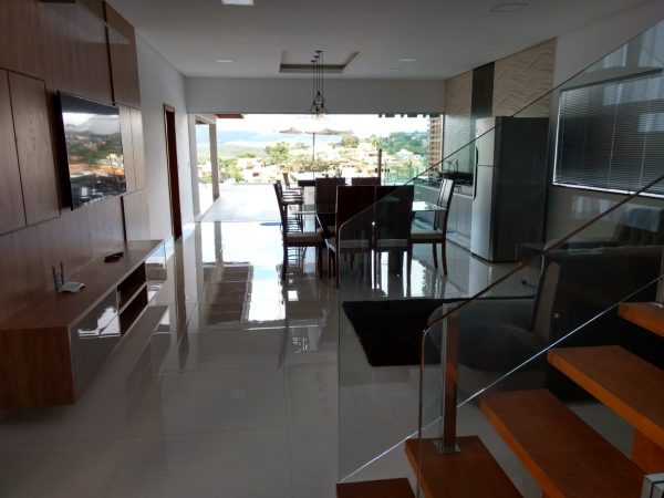Ref:. 0011 –  Casa Super em Luxo Escarpas do Lago com 5 suítes, piscina, sauna e churrasqueira - Image 4
