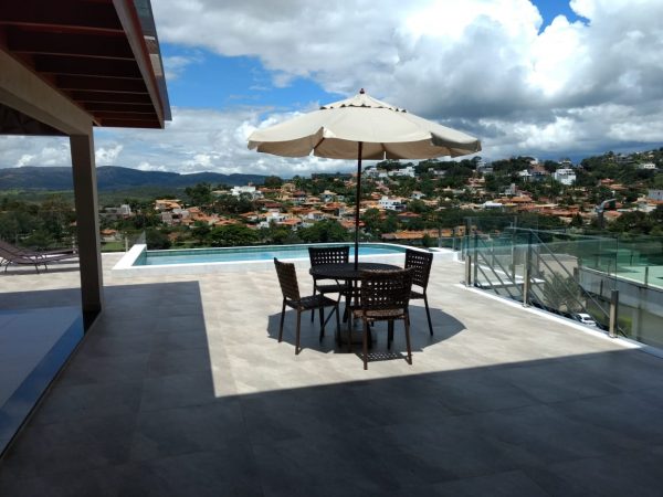 Ref:. 0011 –  Casa Super em Luxo Escarpas do Lago com 5 suítes, piscina, sauna e churrasqueira - Image 9