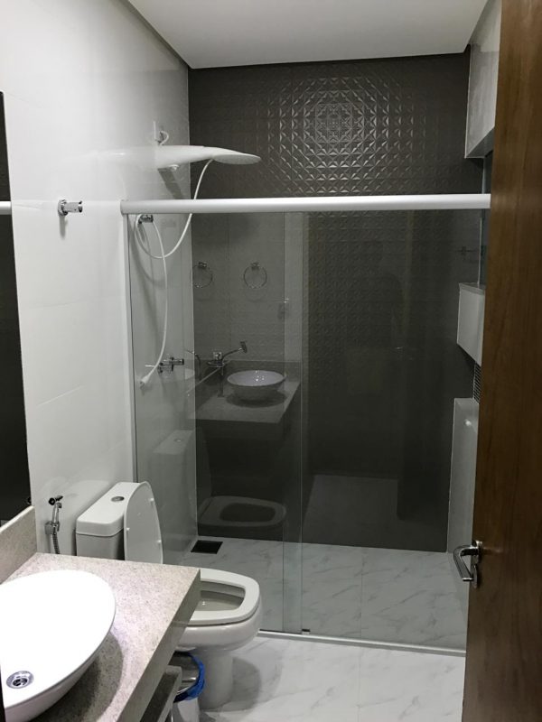 Ref:. 0012 –  Casa Super Luxo Escarpas do Lago com 5 suítes, piscina, sauna e churrasqueira - Image 13