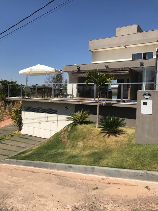 Ref:. 0012 –  Casa Super Luxo Escarpas do Lago com 5 suítes, piscina, sauna e churrasqueira - Image 8