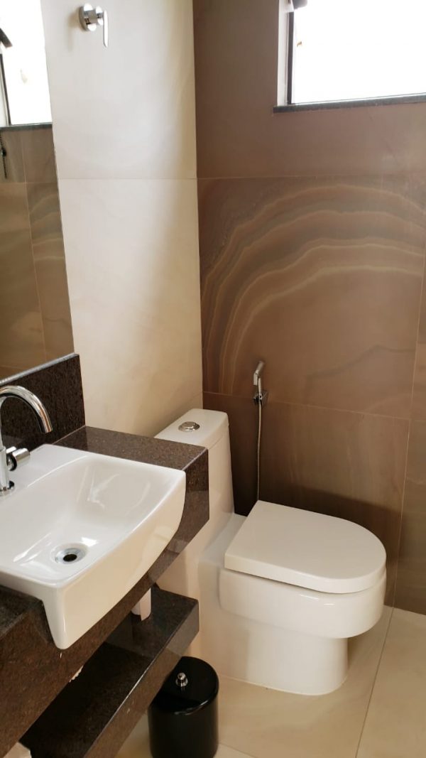 Ref:. 0023 – CASA EM ESCARPAS DO LAGO com 6 suítes - Image 18