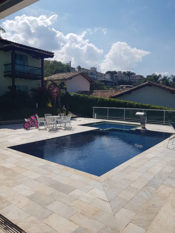 Ref:. 0019 – CASA EM ESCARPAS DO LAGO com 10 suítes para 44 pessoas - Image 6