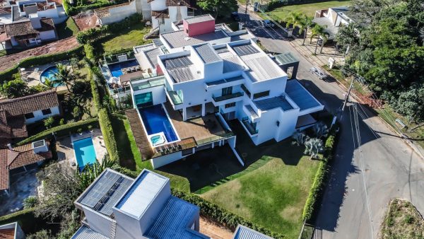 Ref:. 0013 – Casa super luxo em Escarpas do Lago - 8 suítes, piscina e hidromassagem - Image 2