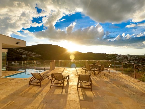 Ref:. 0015 – Casa super luxo em Escarpas do Lago – 8 suítes, piscina e hidromassagem - Image 3