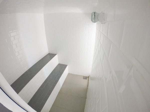 Ref:. 0014 – Casa Super em Luxo Escarpas do Lago com 5 suítes, piscina com borda infinita, sauna e churrasqueira - Image 6