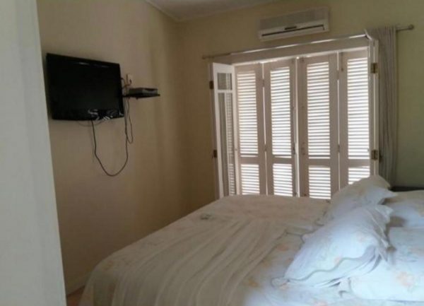 Ref:. 0022 – CASA EM ESCARPAS DO LAGO com 8 suítes e com vista pro lago principal - Image 2