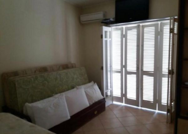 Ref:. 0022 – CASA EM ESCARPAS DO LAGO com 8 suítes e com vista pro lago principal - Image 18