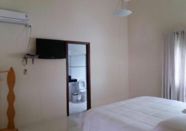 Ref:. 0022 – CASA EM ESCARPAS DO LAGO com 8 suítes e com vista pro lago principal - Image 10