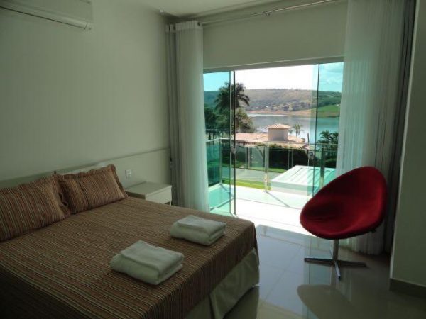 Ref:. 0040 – Casa de 6 suítes sendo 2 master com vista para o lago - Image 25
