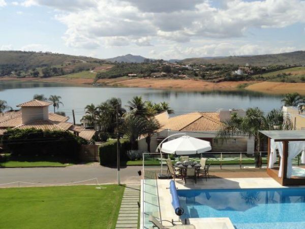 Ref:. 0040 – Casa de 6 suítes sendo 2 master com vista para o lago - Image 28