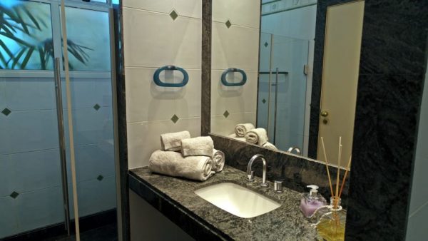 Mansão em Escarpas do Lago - Image 16